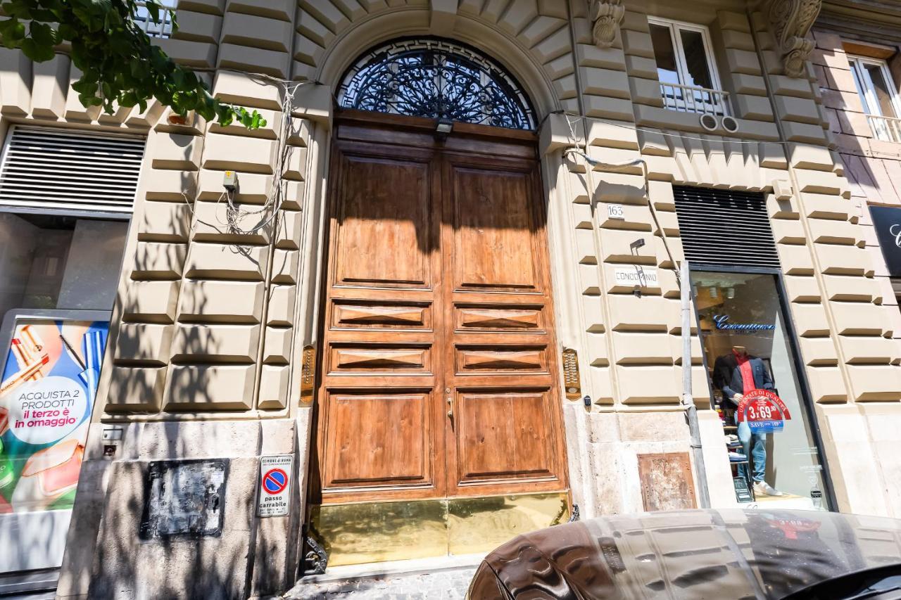 Unoseitre - Luxury Apartment & Suite Roma Exterior foto